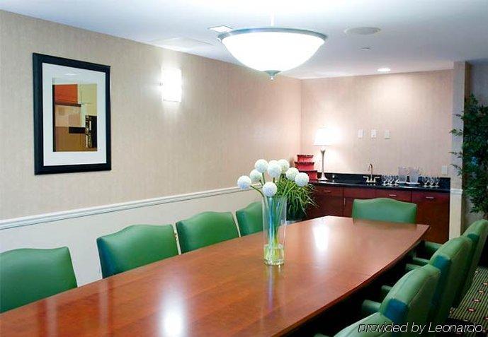 Courtyard By Marriott Pensacola Downtown Hotel Facilities photo